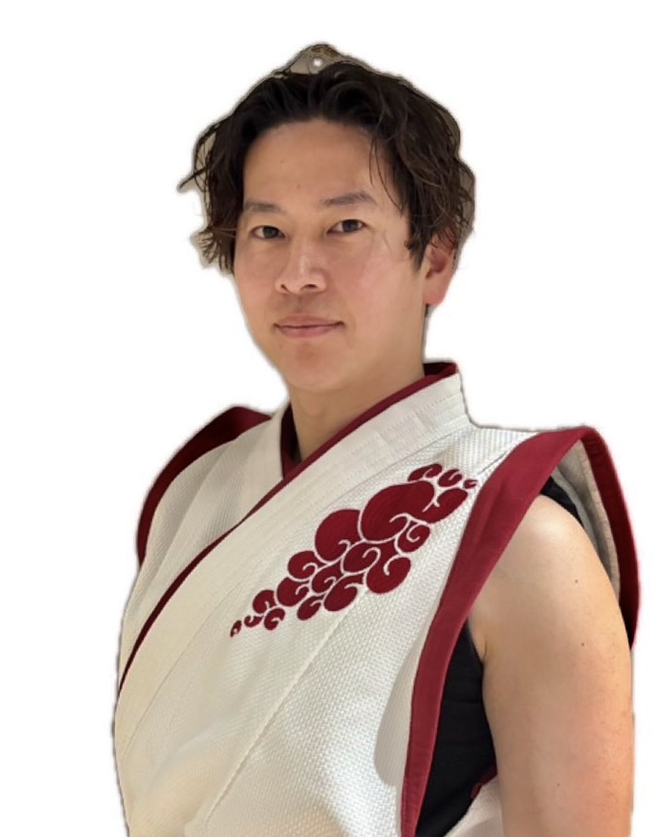 舞台衣装姿の森池 將太